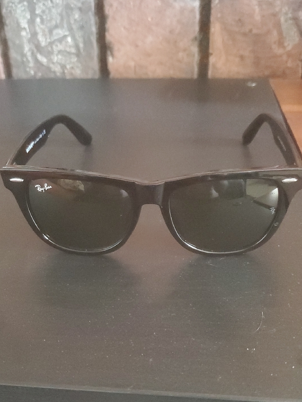 Ray-Ban Black Wayfarer Sunglasses with Dark Green Lenses